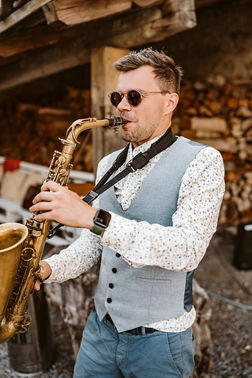 Saxophonist Hochzeit – gesehen bei frauimmer-herrewig.de