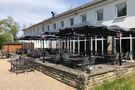 Biergarten der Hochzeitslocation – gesehen bei frauimmer-herrewig.de