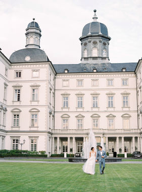 Außenansicht Schloss Bensberg – gesehen bei frauimmer-herrewig.de