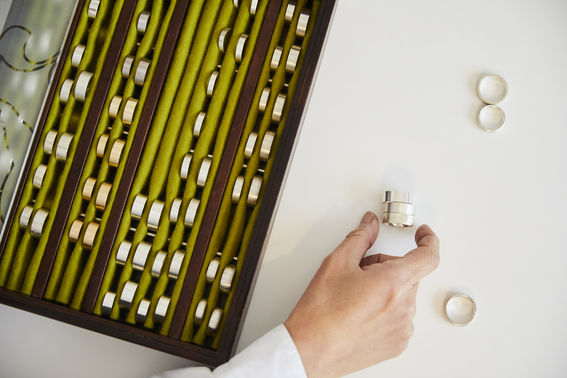 07 Trauringe Individuell Koeln – gesehen bei frauimmer-herrewig.de 07 Trauringe Individuell Koeln – gesehen bei frauimmer-herrewig.de