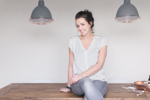 Liebevolles Hochzeits-Styling für Braut, Trauzeugin & Co.
