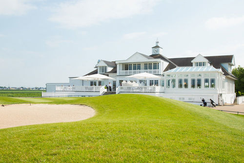 Mehr als ein Golfclub: Stilvoll heiraten im Grünen