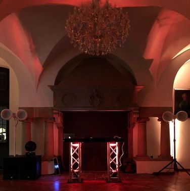 Dancefloor im Haus Ruhr mit DJ Christian Brecko.JPG – gesehen bei frauimmer-herrewig.de