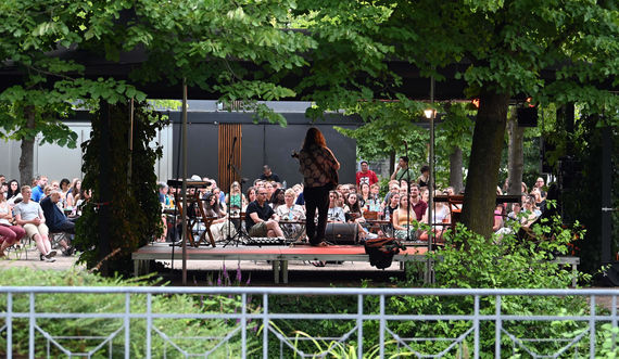 Live Musik Hochzeit Jack Devaney – gesehen bei frauimmer-herrewig.de