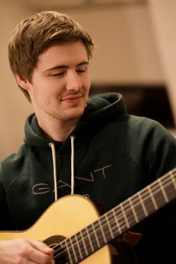 Gitarrist – gesehen bei frauimmer-herrewig.de
