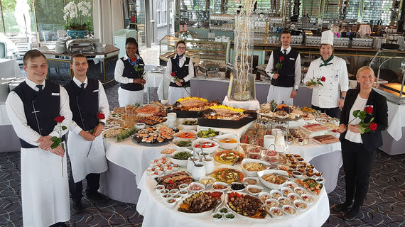 Buffet Maritim Hotel – gesehen bei frauimmer-herrewig.de
