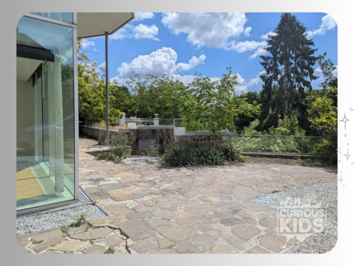 Villa Karoly Terrasse – gesehen bei frauimmer-herrewig.de Villa Karoly Terrasse – gesehen bei frauimmer-herrewig.de