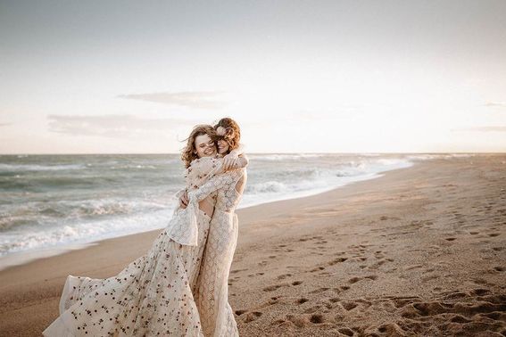 Brautkleider Vintage Hochzeit Strandbild – gesehen bei frauimmer-herrewig.de