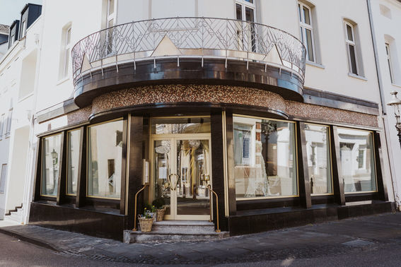 Bridal Store Clara Wengel Brautmoden – gesehen bei frauimmer-herrewig.de