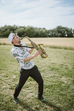 Saxophonist – gesehen bei frauimmer-herrewig.de