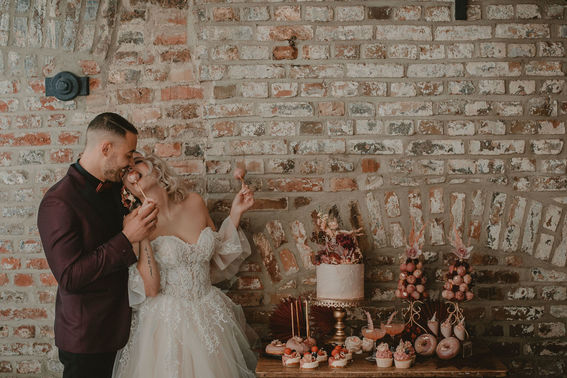 Hochzeitstorte und Süßigkeiten – gesehen bei frauimmer-herrewig.de