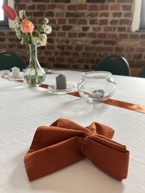 Hochzeitslocation XS Events Deko 2 – gesehen bei frauimmer-herrewig.de