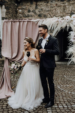 Hochzeit auf Burg Linz – gesehen bei frauimmer-herrewig.de