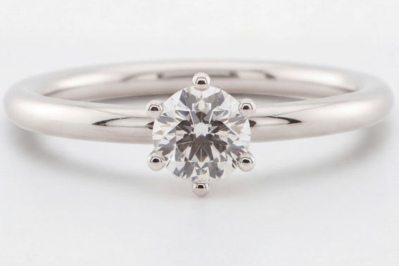 02 Verlobungsring 950er Platin Brillant Grote contraste Goldschmiede Ko ln 2web – gesehen bei frauimmer-herrewig.de 02 Verlobungsring 950er Platin Brillant Grote contraste Goldschmiede Ko ln 2web – gesehen bei frauimmer-herrewig.de