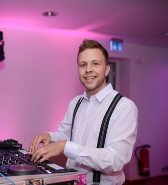 DJ Eric aus Koeln – gesehen bei frauimmer-herrewig.de