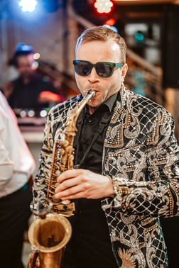 Saxophon Hochzeit Koeln – gesehen bei frauimmer-herrewig.de