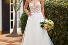 langes Brautkleid in A-Linie – gesehen bei frauimmer-herrewig.de