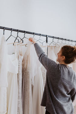Brautmode in Bonn finden – gesehen bei frauimmer-herrewig.de