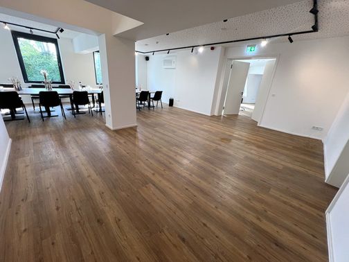 Haus Kuckenberg Burscheid Festsaal 4 – gesehen bei frauimmer-herrewig.de