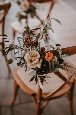 Dekoration freie Trauung Sarah Fudali Weddings – gesehen bei frauimmer-herrewig.de