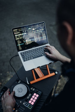 DJ Borris Mischpult – gesehen bei frauimmer-herrewig.de