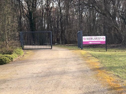 Außenansicht der Hochzeitslocation – gesehen bei frauimmer-herrewig.de