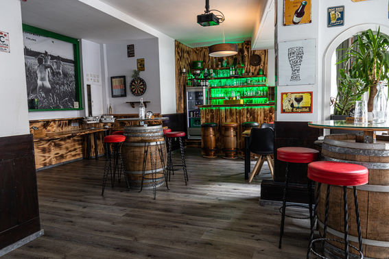Kölner Bar für Hochzeitsfeier – gesehen bei frauimmer-herrewig.de