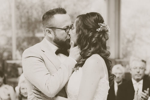 Hochzeit im Elefantenhaus des Kölner Zoo
