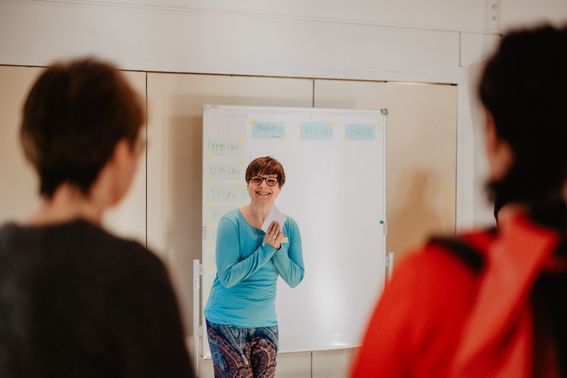 Claire Oberwinter freie Traurednerin Bild 5 – gesehen bei frauimmer-herrewig.de Claire Oberwinter freie Traurednerin Bild 5 – gesehen bei frauimmer-herrewig.de