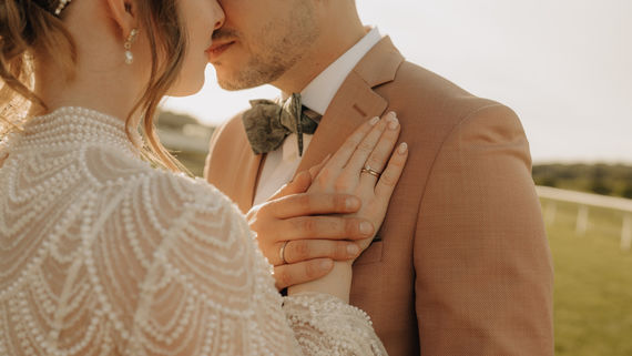 Behind The Curtain Photography Hochzeitsfotografie Koeln 13 – gesehen bei frauimmer-herrewig.de