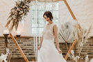 langes Hochzeitskleid Kaila – gesehen bei frauimmer-herrewig.de