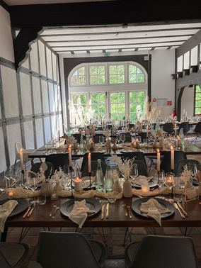 Hochzeit Bergisches Land Rittersaal Gut Hungenbach – gesehen bei frauimmer-herrewig.de