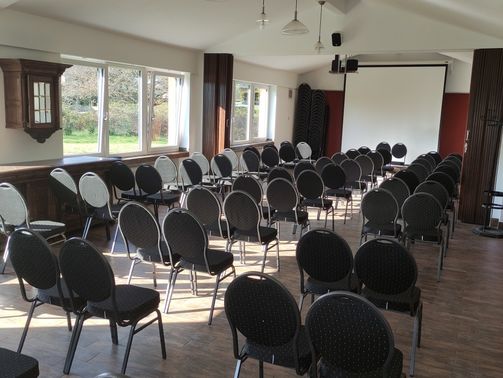 Eventraum der Hochzeitslocation Siegburg – gesehen bei frauimmer-herrewig.de