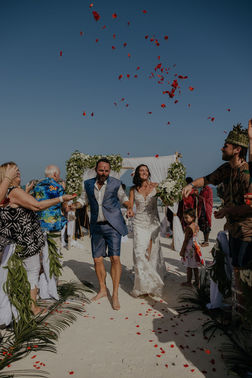 Strandhochzeit - hochzeitsfein – gesehen bei frauimmer-herrewig.de