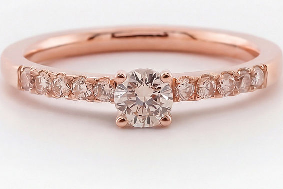 01 Verlobungsring 750er Rosegold 11 Brillanten Grote contraste Goldschmiede 2 1425 – gesehen bei frauimmer-herrewig.de 01 Verlobungsring 750er Rosegold 11 Brillanten Grote contraste Goldschmiede 2 1425 – gesehen bei frauimmer-herrewig.de