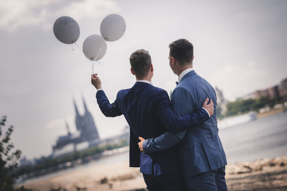 Hochzeitsfotograf Koeln 0005 by Team Schnurrbart – gesehen bei frauimmer-herrewig.de