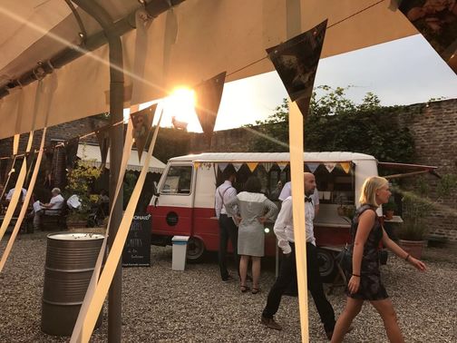 Foodtruck auf der Hochzeit – gesehen bei frauimmer-herrewig.de