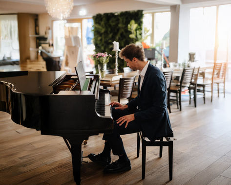 Hochzeitsmusiker mit klavier – gesehen bei frauimmer-herrewig.de