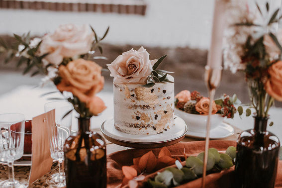 Hochzeitstorte Sarah Fudali Weddings – gesehen bei frauimmer-herrewig.de