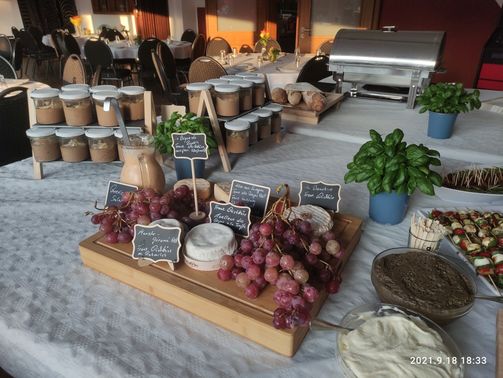 Catering in der Hochzeitslocation Siegburg – gesehen bei frauimmer-herrewig.de