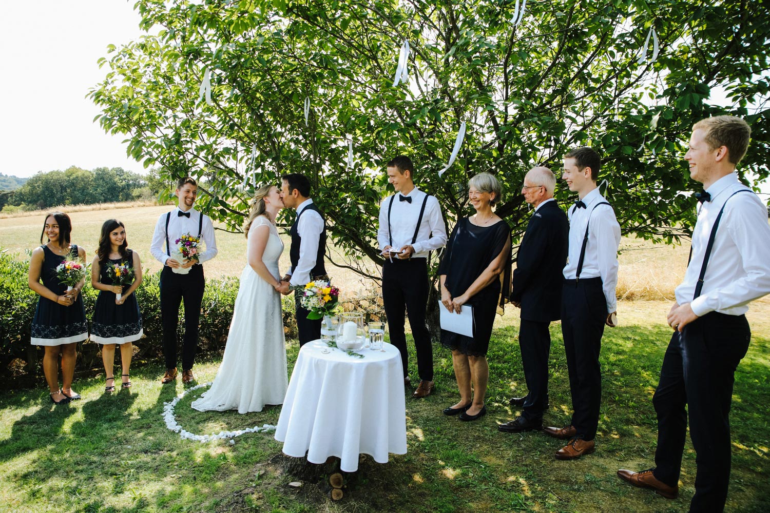 Hochzeitsfotografie schnappschuetzen 20 – gesehen bei frauimmer-herrewig.de