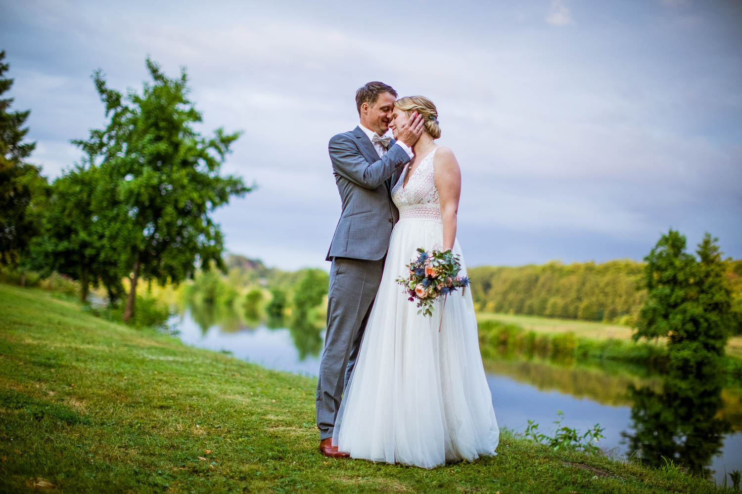 Eine fantastische Sommerhochzeit im grünen Ruhrtal