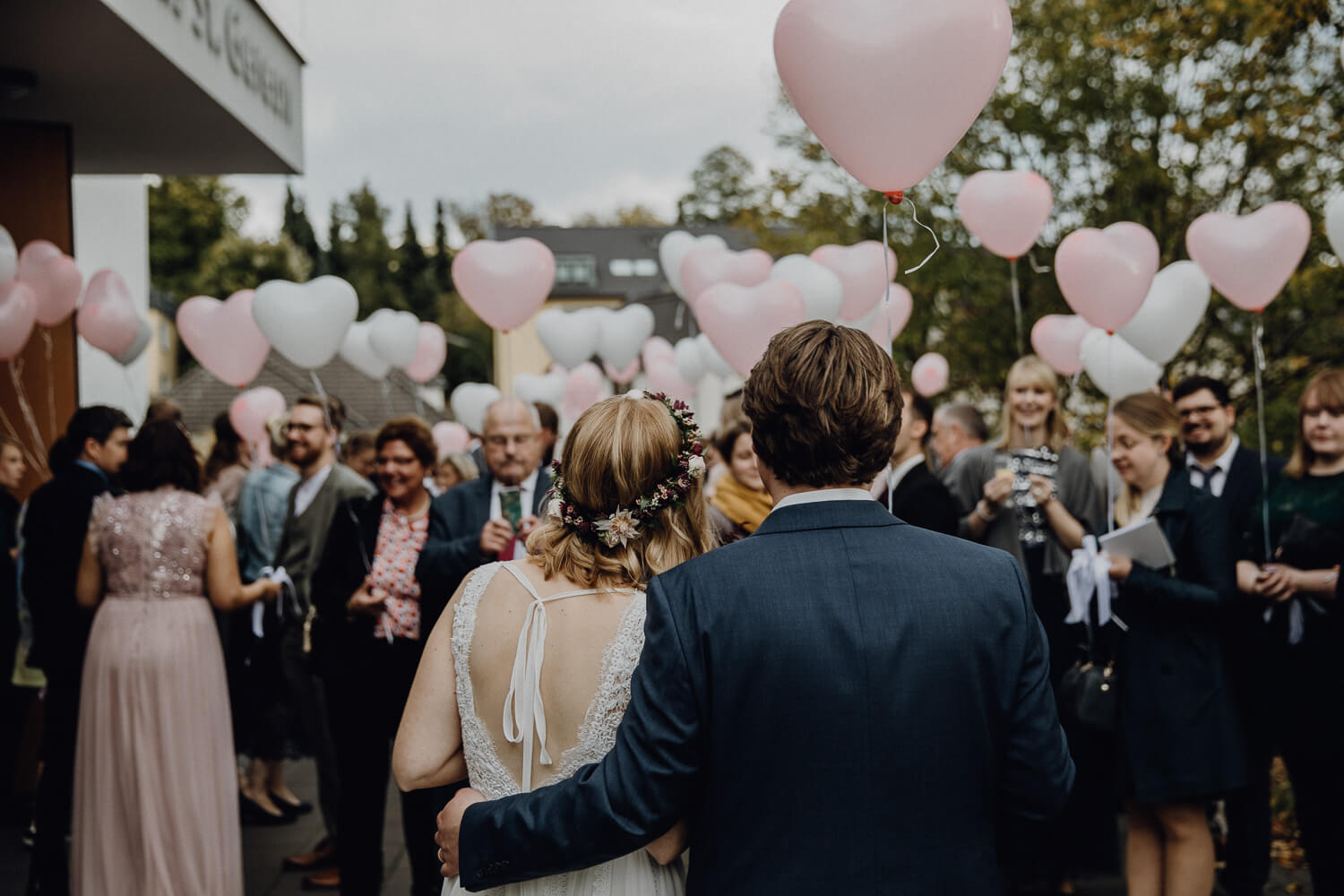 Hochzeitsfotograf koeln bonn duesseldorf karoundjens jens wenzel karolin schell 129 JW 40924 – gesehen bei frauimmer-herrewig.de