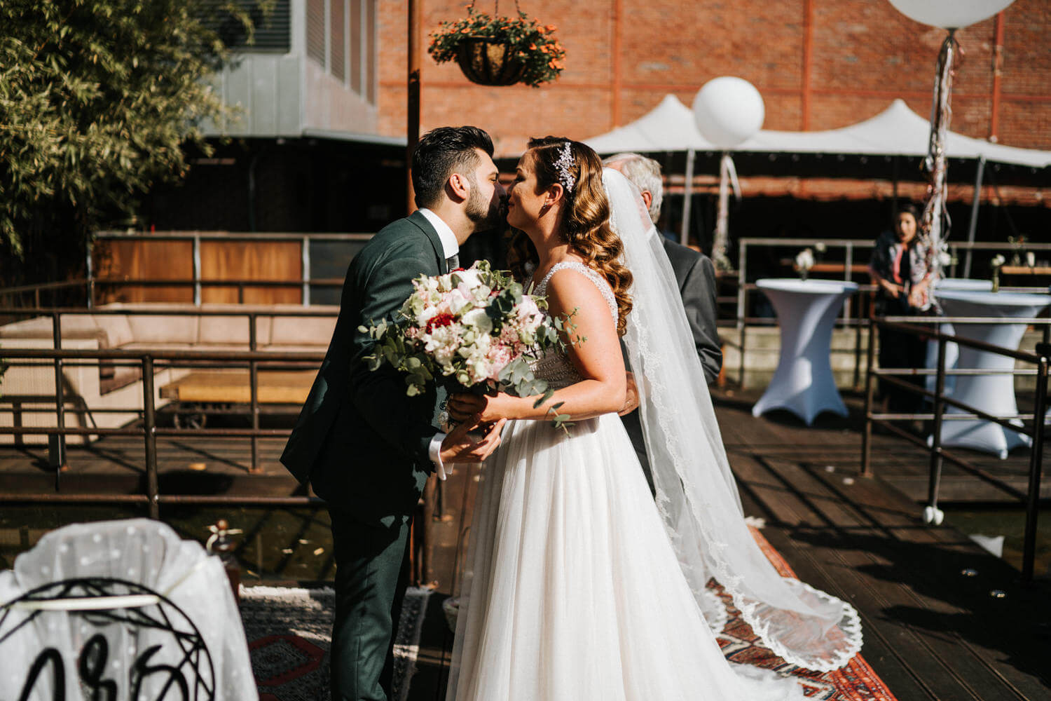 Hochzeitsfotograf Koeln www.stefanochiolo.de 22 von 61  – gesehen bei frauimmer-herrewig.de