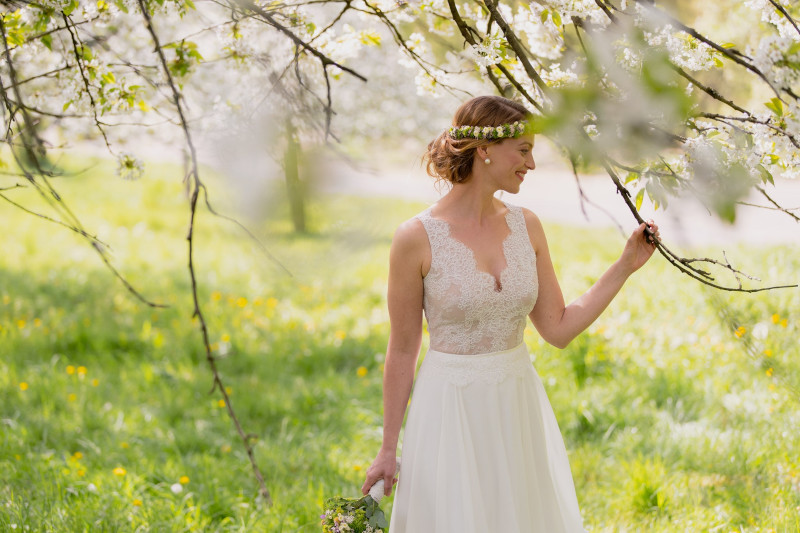 Hochzeitskleider für 2021 - die neue Kollektion von Claudia Heller