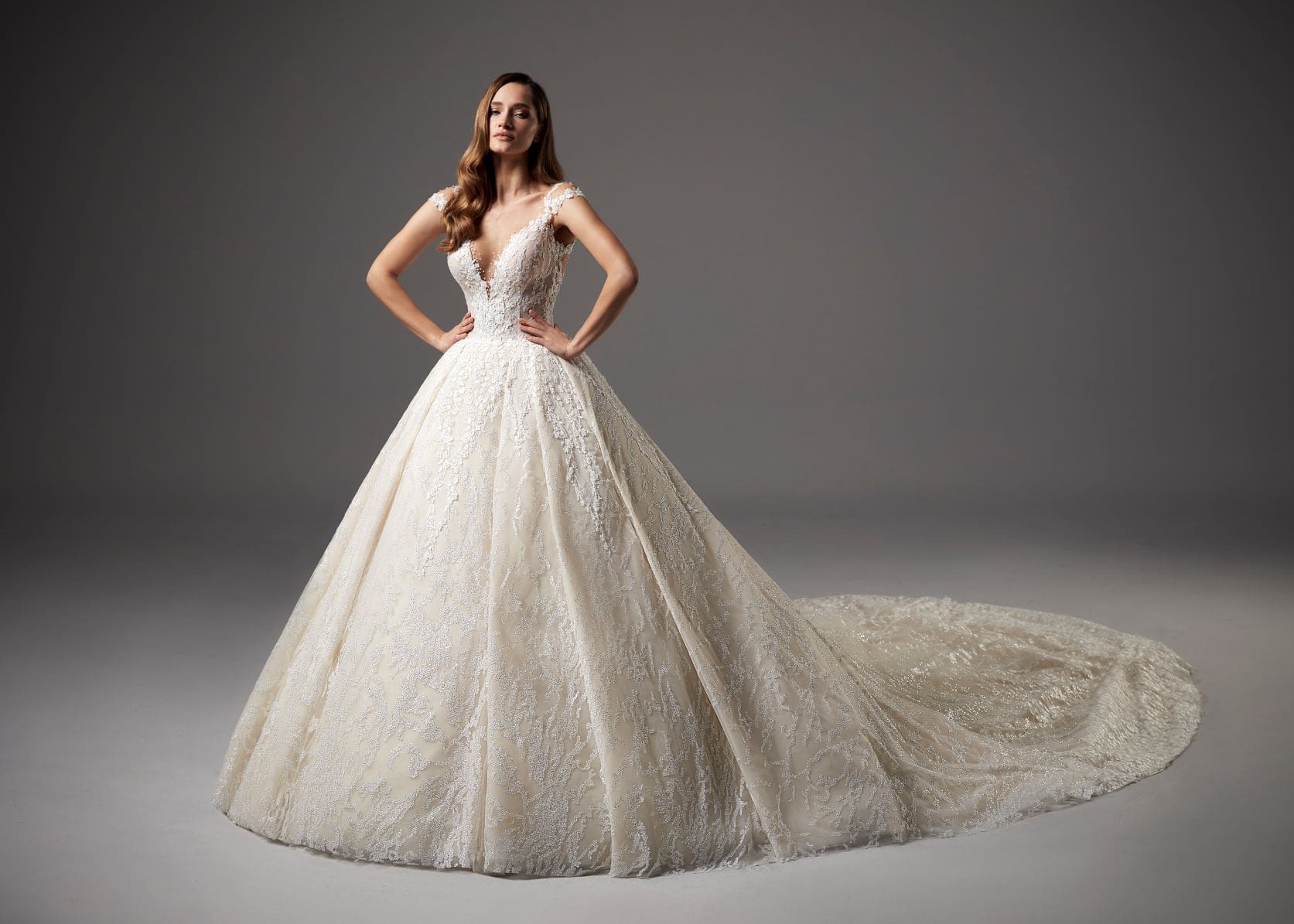 пышное свадебное платье для сказочной свадьбы - на frauimmer-herrewig.de