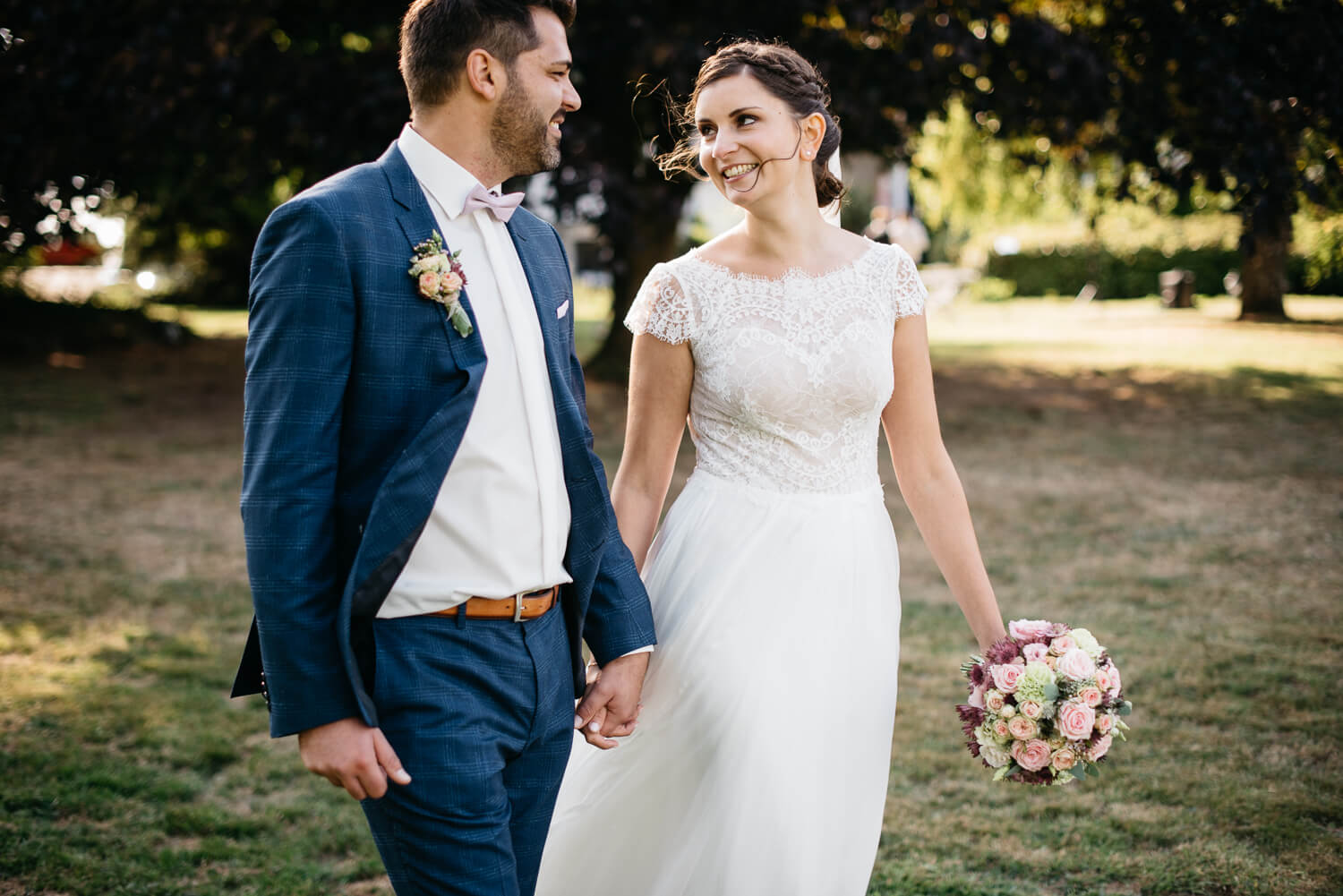 Romantische Sommerhochzeit auf Landgut Stüttem