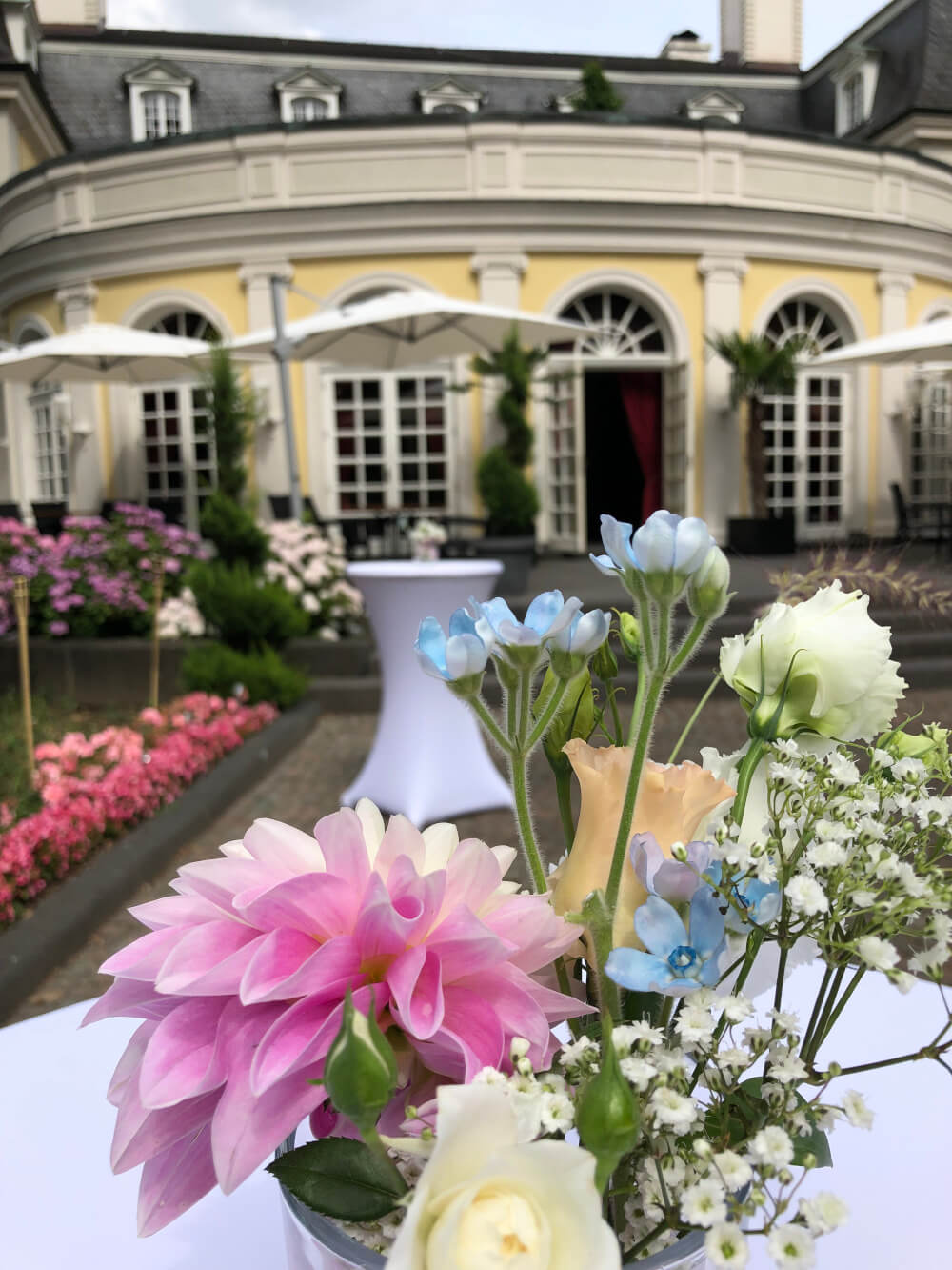 La Redoute Bonn Terrasse freie Trauung – gesehen bei frauimmer-herrewig.de