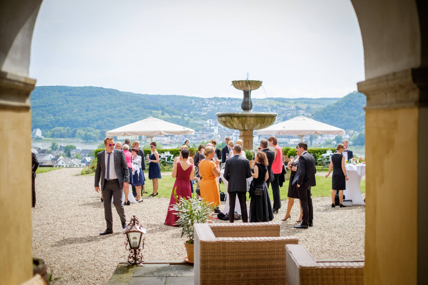 Hochzeitsfotograf Koeln Bonn Schloss Arenfels Angela Krebs 43 – gesehen bei frauimmer-herrewig.de