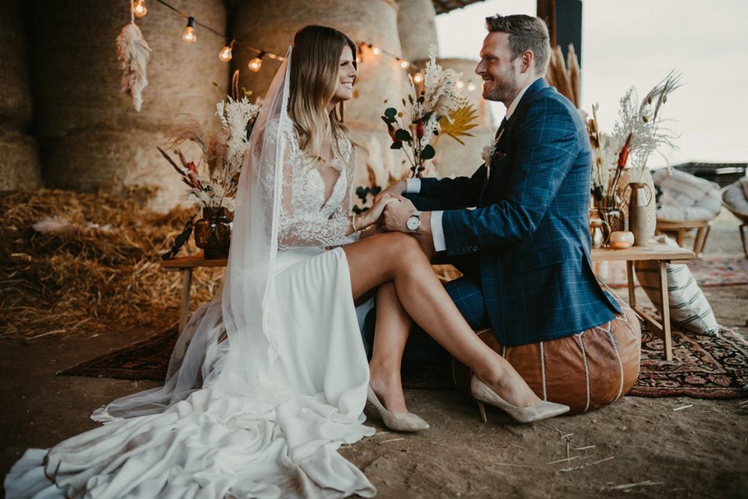 Свадебная пара в студии - на frauimmer-herrewig.de